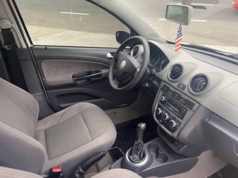 VOYAGE 1.6 MI COMFORTLINE 8V FLEX 4P MANUAL - 2009 - CAXIAS DO SUL