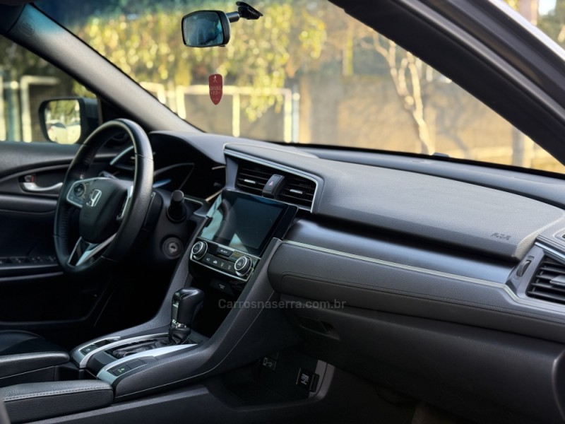 CIVIC 2.0 EXL 16V FLEX 4P AUTOMÁTICO - 2017 - PAROBé