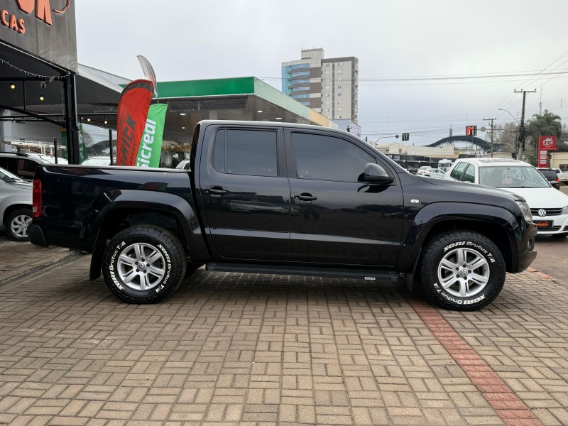 AMAROK 2.0 TRENDLINE 4X4 CD 16V TURBO INTERCOOLER DIESEL 4P AUTOMÁTICO - 2014 - LAGOA VERMELHA