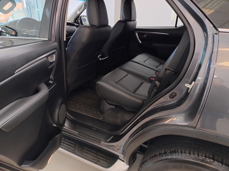 HILUX SW4 2.8 SRX 4X4 16V TURBO INTERCOOLER DIESEL 4P AUTOMÁTICO - 2023 - BENTO GONçALVES