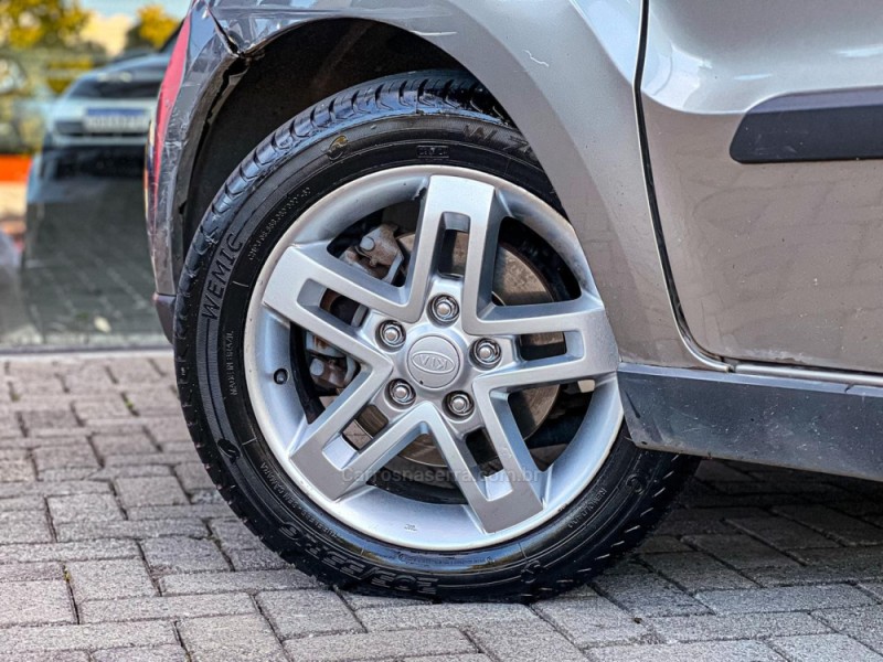 SOUL 1.6 EX 16V FLEX 4P MANUAL - 2011 - CANELA