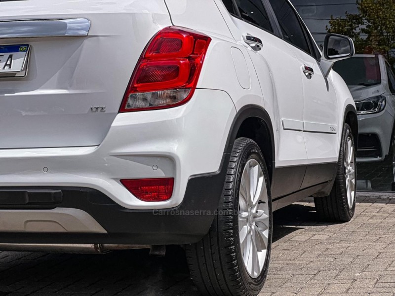 TRACKER 1.4 16V TURBO FLEX LTZ AUTOMÁTICO - 2017 - CANELA