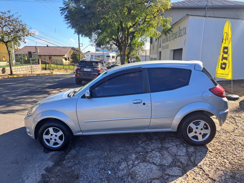 KA 1.0 MPI CLASS 8V FLEX 2P MANUAL - 2009 - FARROUPILHA