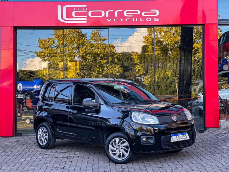 UNO 1.0 EVO ATTRACTIVE 8V FLEX 4P MANUAL