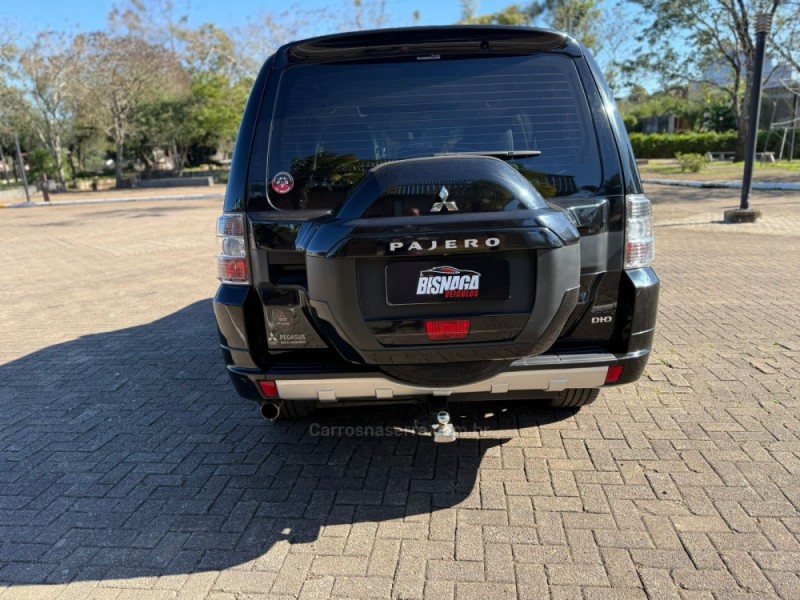 PAJERO FULL 3.2 HPE 4X4 16V TURBO INTERCOOLER DIESEL 4P AUTOMÁTICO - 2019 - BROCHIER