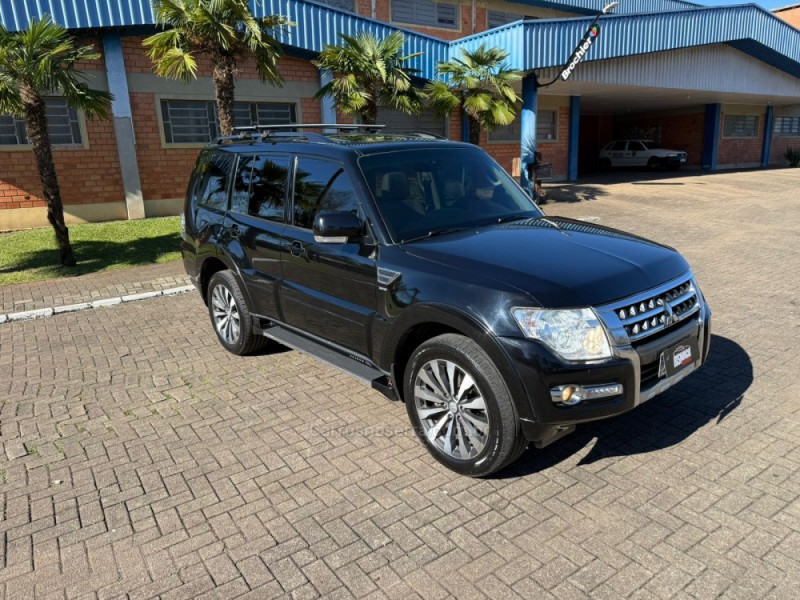 PAJERO FULL 3.2 HPE 4X4 16V TURBO INTERCOOLER DIESEL 4P AUTOMÁTICO - 2019 - BROCHIER