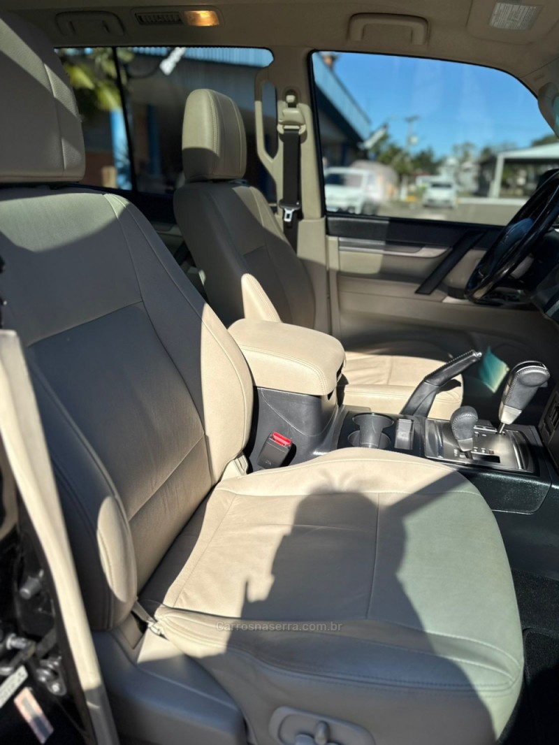 PAJERO FULL 3.2 HPE 4X4 16V TURBO INTERCOOLER DIESEL 4P AUTOMÁTICO - 2019 - BROCHIER