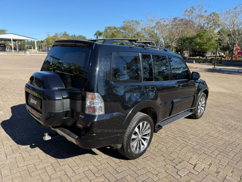 PAJERO FULL 3.2 HPE 4X4 16V TURBO INTERCOOLER DIESEL 4P AUTOMÁTICO - 2019 - BROCHIER