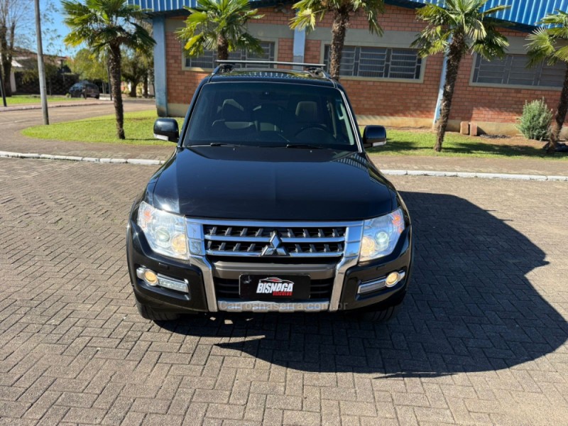 PAJERO FULL 3.2 HPE 4X4 16V TURBO INTERCOOLER DIESEL 4P AUTOMÁTICO - 2019 - BROCHIER