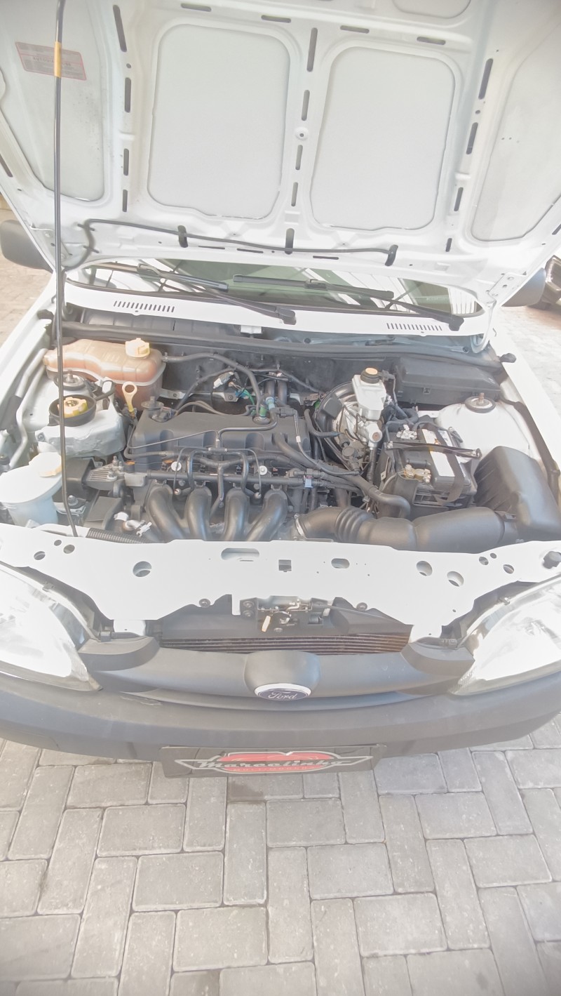 COURIER 1.6 L 8V FLEX MANUAL - 2012 - CAXIAS DO SUL
