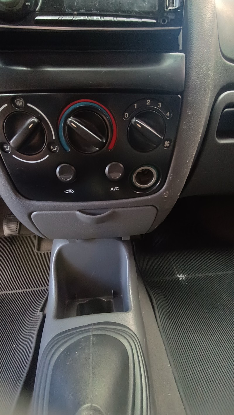 COURIER 1.6 L 8V FLEX MANUAL - 2012 - CAXIAS DO SUL