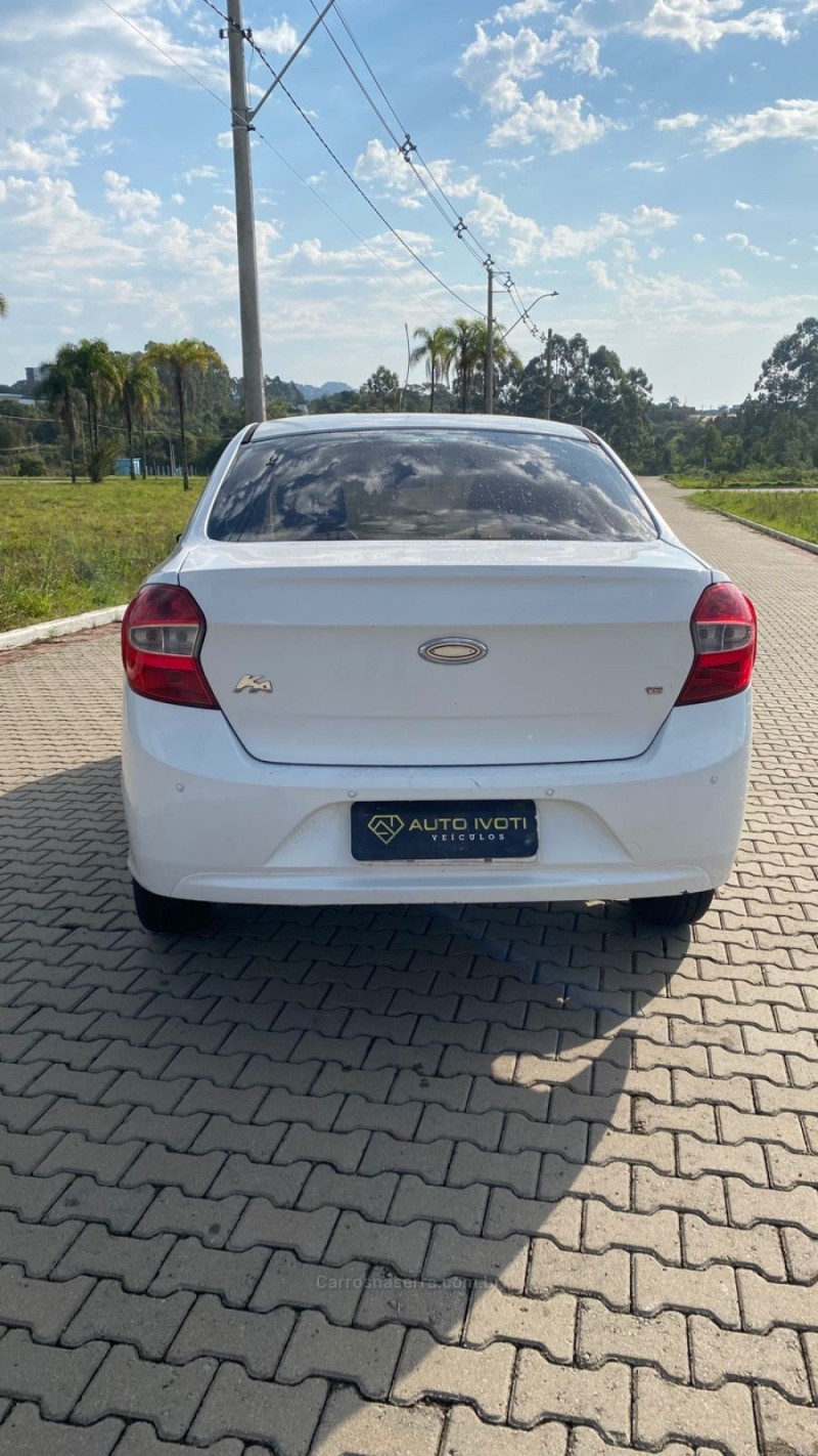KA 1.5 SE 12V FLEX 4P MANUAL - 2015 - IVOTI