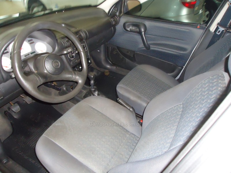 CORSA 1.0 MPFI WIND SEDAN 8V GASOLINA 4P MANUAL - 2001 - SANTA CLARA DO SUL