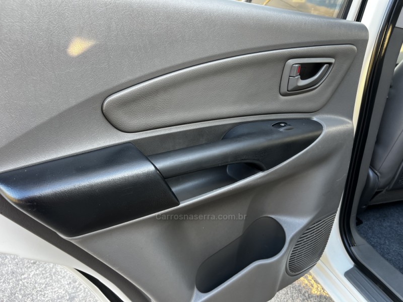 TUCSON 2.0 MPFI GLS 16V 143CV 2WD FLEX 4P AUTOMÁTICO - 2015 - NOVO HAMBURGO