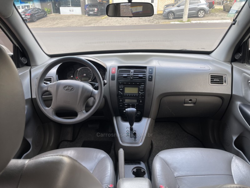 TUCSON 2.0 MPFI GLS 16V 143CV 2WD FLEX 4P AUTOMÁTICO - 2015 - NOVO HAMBURGO