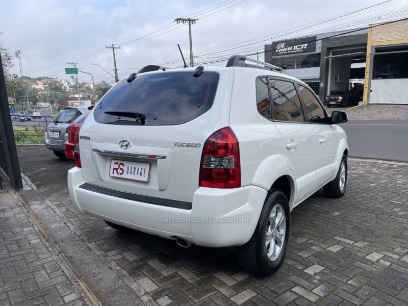 TUCSON 2.0 MPFI GLS 16V 143CV 2WD FLEX 4P AUTOMÁTICO - 2015 - NOVO HAMBURGO