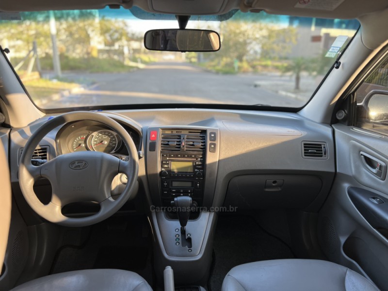 TUCSON 2.0 MPFI GLS 16V 143CV 2WD FLEX 4P AUTOMÁTICO - 2015 - NOVO HAMBURGO
