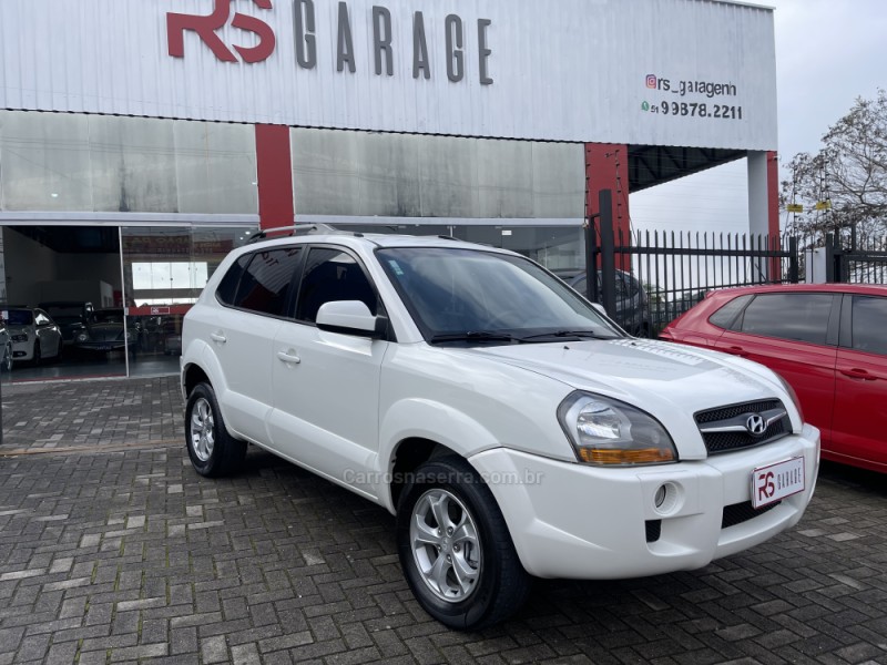 tucson 2.0 mpfi gls 16v 143cv 2wd flex 4p automatico 2015 novo hamburgo
