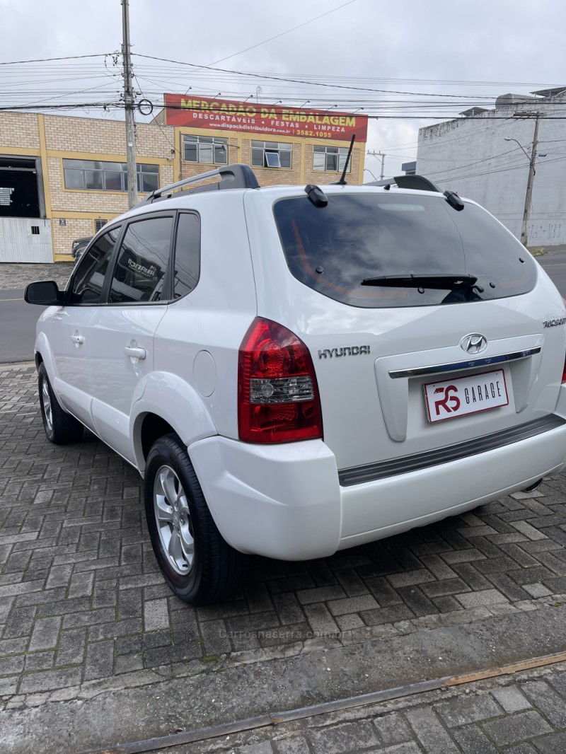 TUCSON 2.0 MPFI GLS 16V 143CV 2WD FLEX 4P AUTOMÁTICO - 2015 - NOVO HAMBURGO