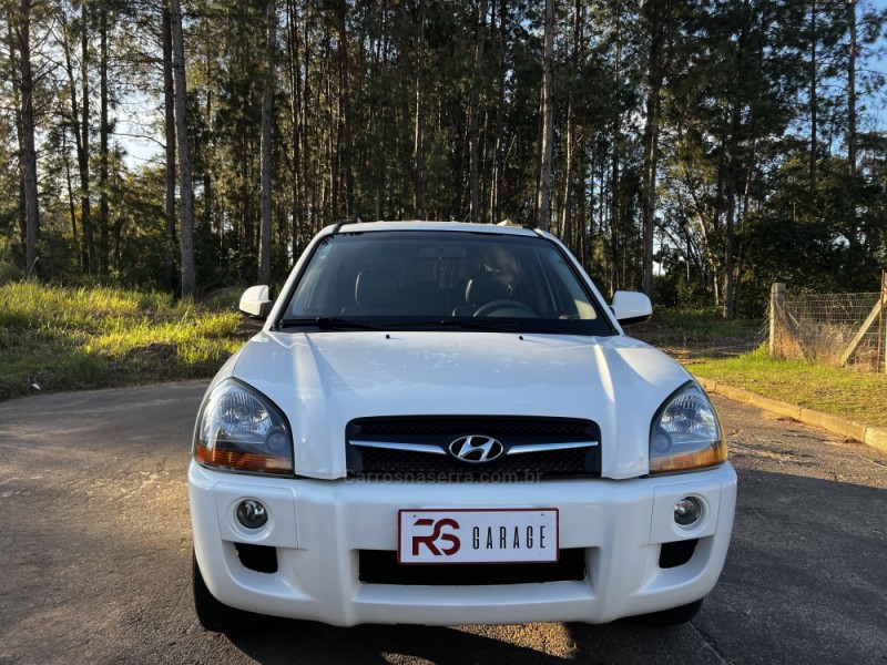 TUCSON 2.0 MPFI GLS 16V 143CV 2WD FLEX 4P AUTOMÁTICO - 2015 - NOVO HAMBURGO