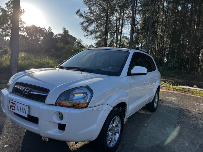 TUCSON 2.0 MPFI GLS 16V 143CV 2WD FLEX 4P AUTOMÁTICO - 2015 - NOVO HAMBURGO