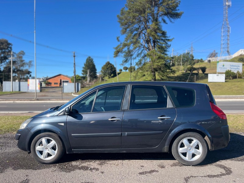 GRAND SCÉNIC 2.0 DYNAMIQUE 16V GASOLINA 4P AUTOMÁTICO - 2008 - FARROUPILHA