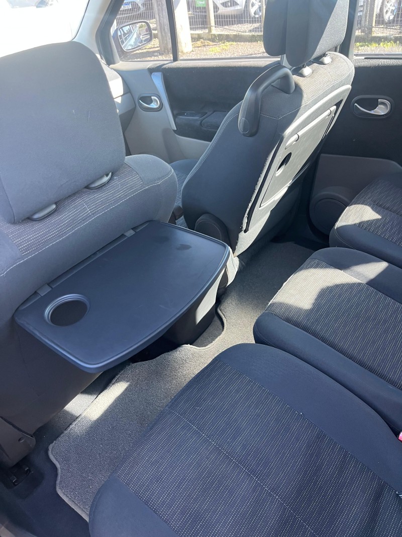 GRAND SCÉNIC 2.0 DYNAMIQUE 16V GASOLINA 4P AUTOMÁTICO - 2008 - FARROUPILHA