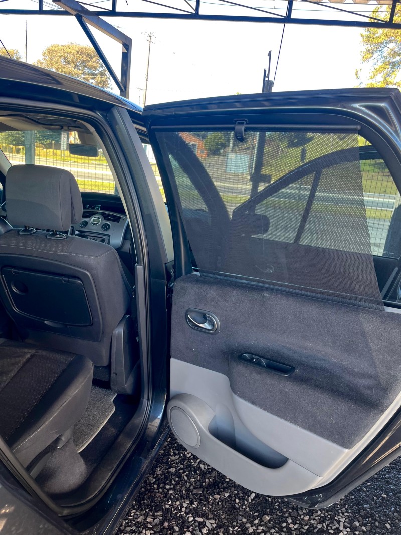 GRAND SCÉNIC 2.0 DYNAMIQUE 16V GASOLINA 4P AUTOMÁTICO - 2008 - FARROUPILHA