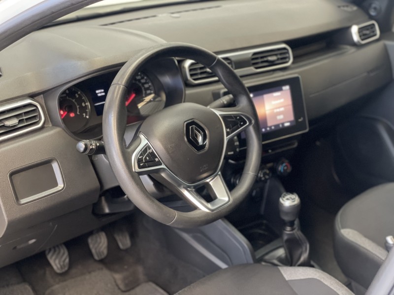 DUSTER 1.6 ZEN 16V FLEX 4P MANUAL - 2021 - CAXIAS DO SUL
