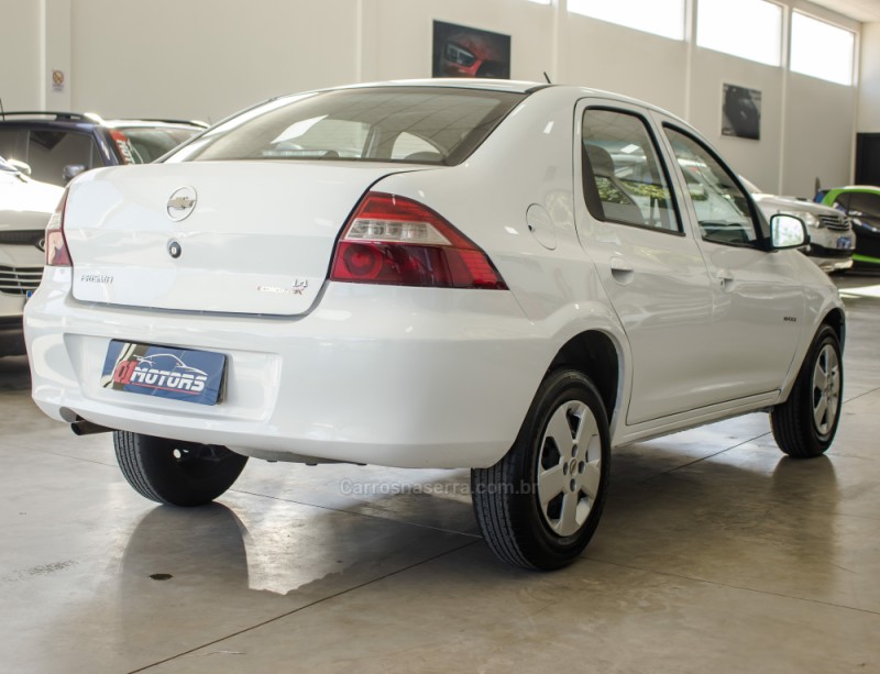 PRISMA 1.4 MPFI MAXX 8V FLEX 4P MANUAL - 2011 - NOVO HAMBURGO