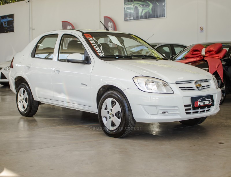 PRISMA 1.4 MPFI MAXX 8V FLEX 4P MANUAL - 2011 - NOVO HAMBURGO