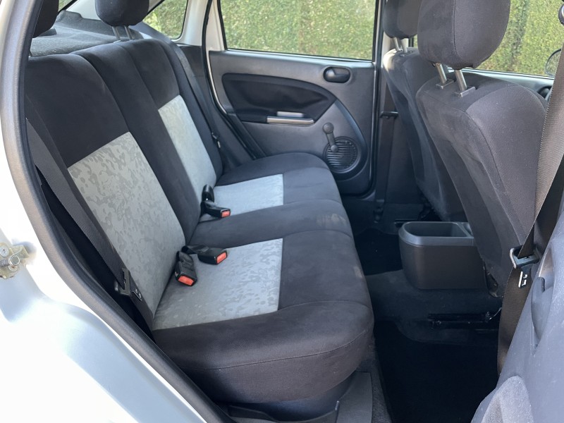 FIESTA 1.0 MPI SEDAN 8V FLEX 4P MANUAL - 2008 - CAXIAS DO SUL