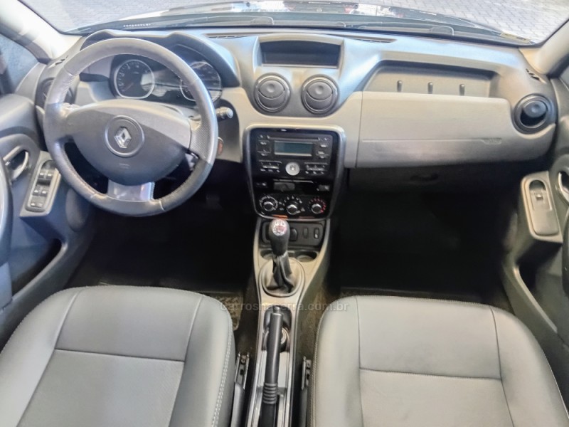 DUSTER 1.6 DAKAR 4X2 16V FLEX 4P MANUAL - 2014 - CAXIAS DO SUL