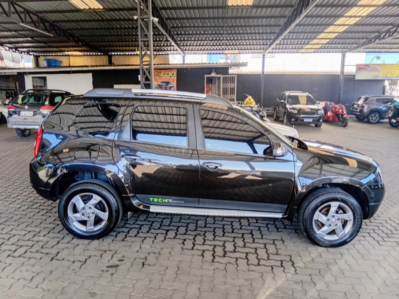 DUSTER 1.6 DAKAR 4X2 16V FLEX 4P MANUAL - 2014 - CAXIAS DO SUL