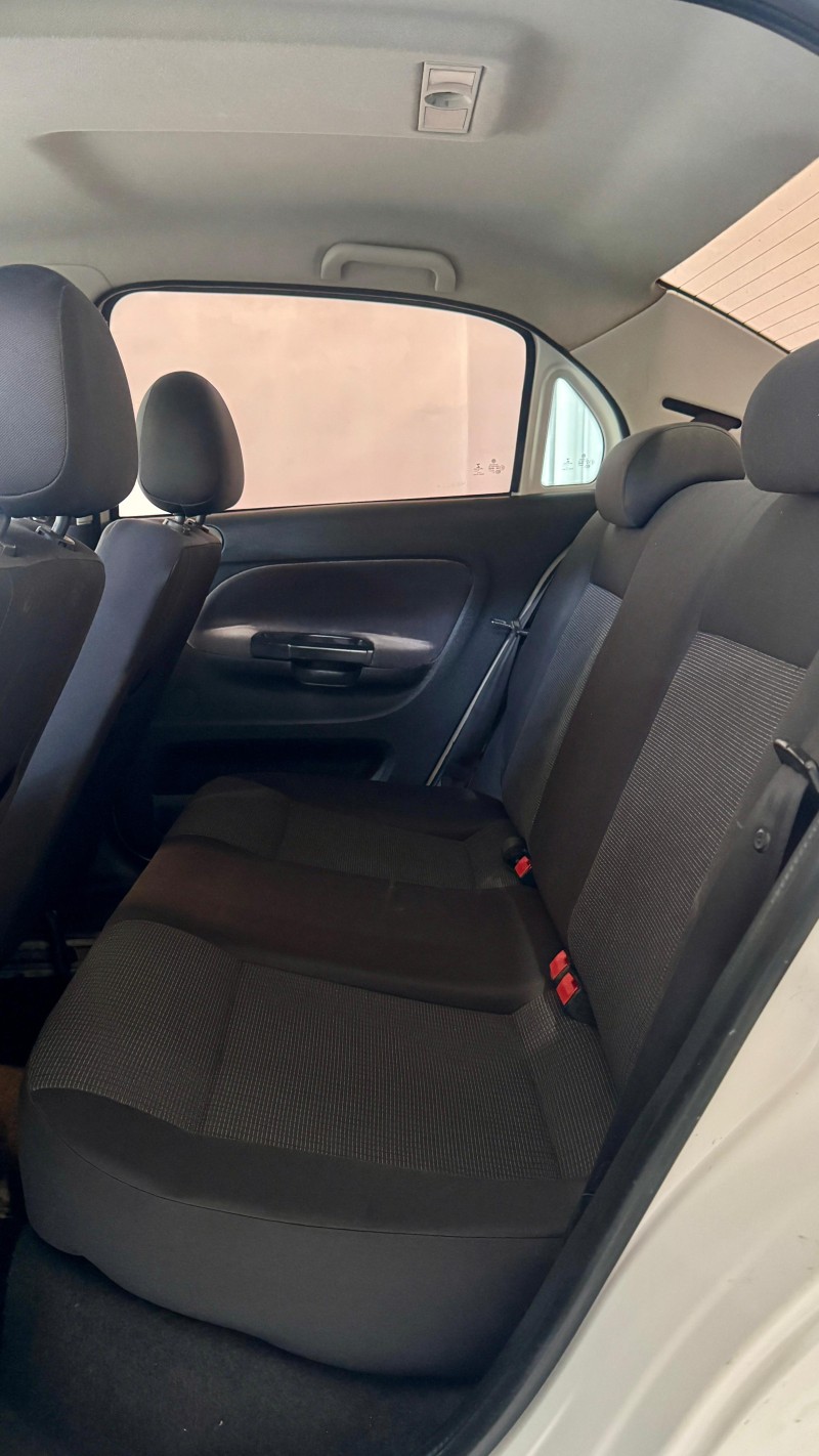 VOYAGE 1.0 I TREND 16V FLEX 4P MANUAL - 2014 - ESTâNCIA VELHA