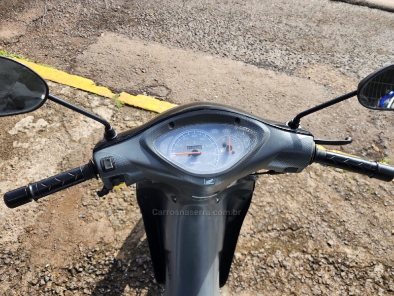 BIZ 125 KS - 2006 - VACARIA