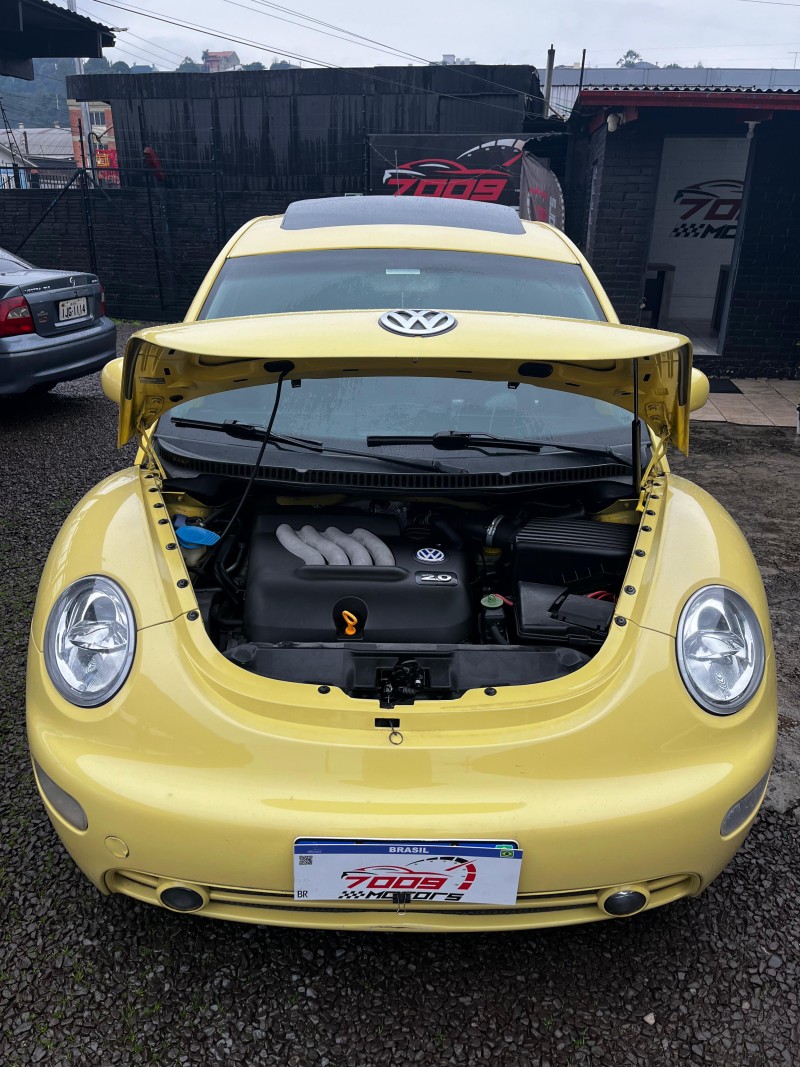NEW BEETLE 2.0 MI 8V GASOLINA 2P AUTOMÁTICO - 2001 - CAXIAS DO SUL