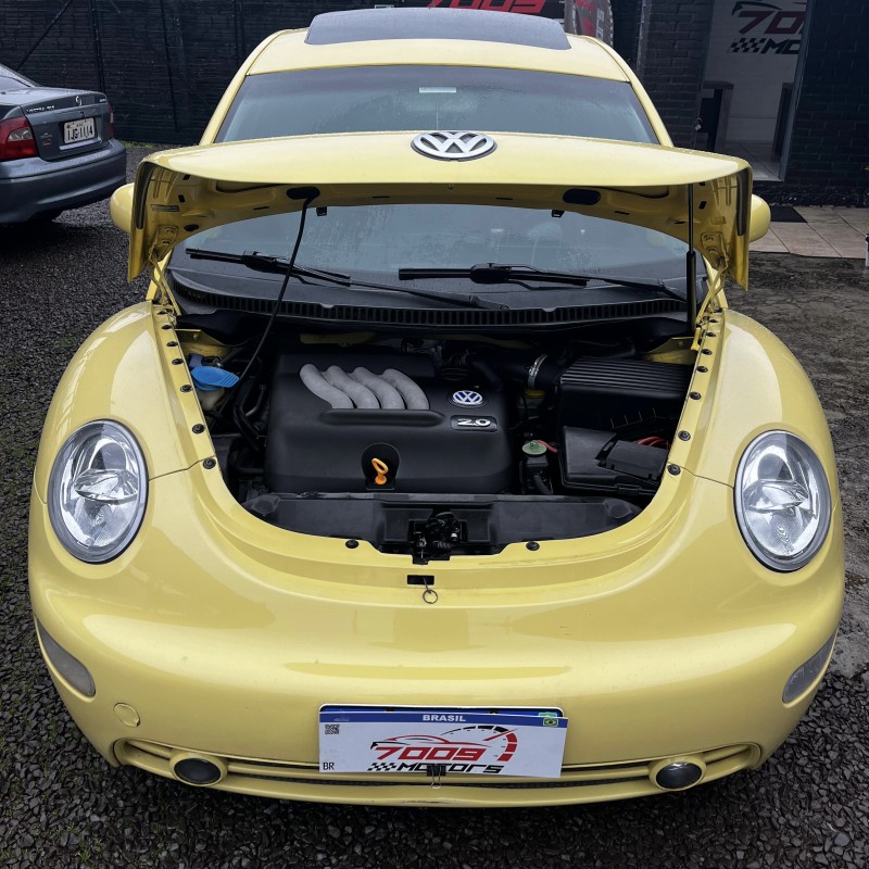 NEW BEETLE 2.0 MI 8V GASOLINA 2P AUTOMÁTICO - 2001 - CAXIAS DO SUL