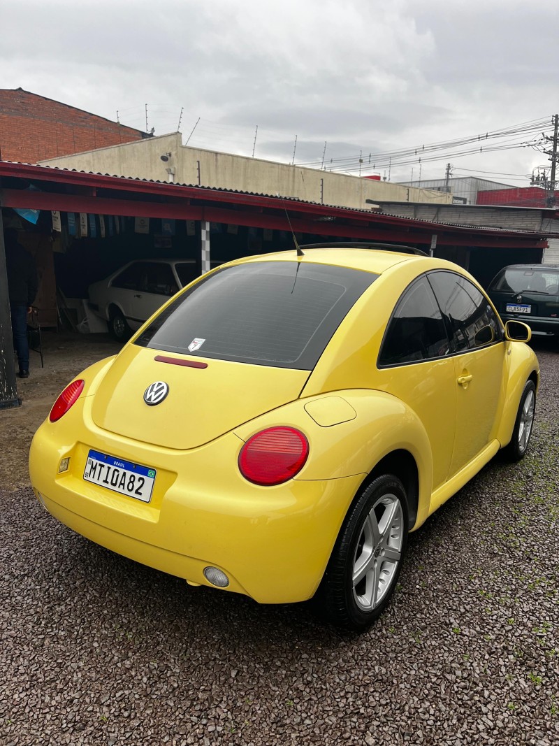 NEW BEETLE 2.0 MI 8V GASOLINA 2P AUTOMÁTICO - 2001 - CAXIAS DO SUL