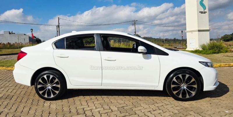 CIVIC 2.0 LXR 16V FLEX 4P AUTOMÁTICO - 2016 - LAJEADO