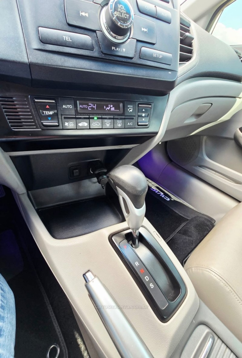 CIVIC 2.0 LXR 16V FLEX 4P AUTOMÁTICO - 2016 - LAJEADO