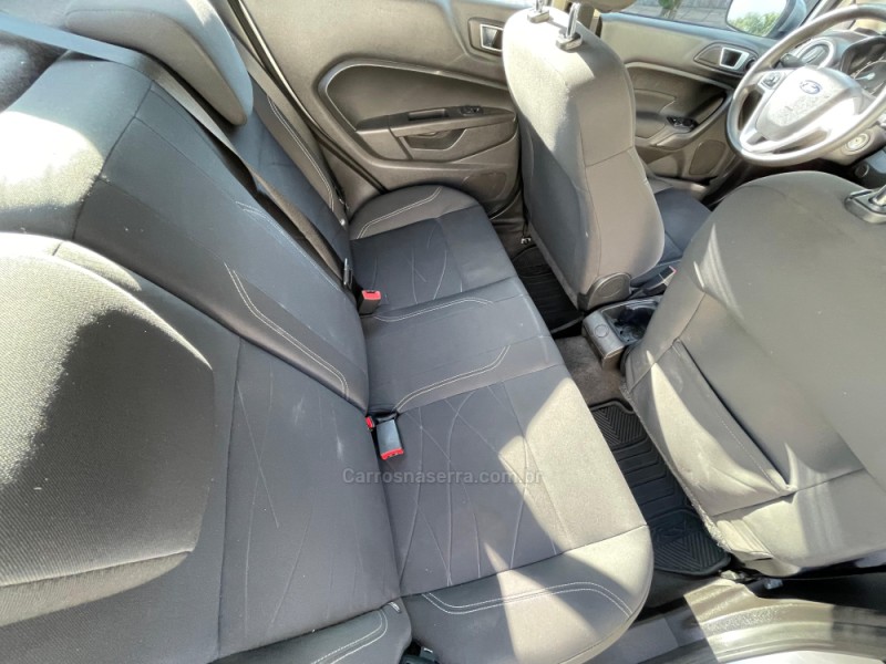 FIESTA 1.6 SE SEDAN 16V FLEX 4P AUTOMÁTICO - 2014 - CAMPO BOM