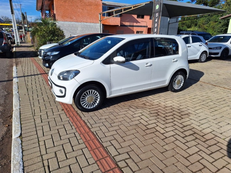 UP 1.0 MPI MOVE UP 12V FLEX 4P MANUAL - 2015 - CAMBARá DO SUL