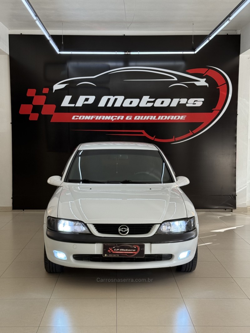 VECTRA 2.0 MPFI GLS 8V GASOLINA 4P MANUAL - 1999 - FARROUPILHA
