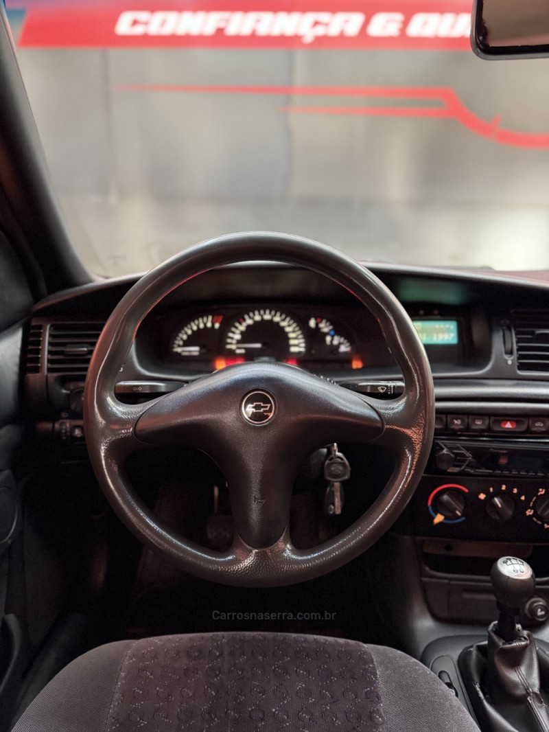 VECTRA 2.0 MPFI GLS 8V GASOLINA 4P MANUAL - 1999 - FARROUPILHA