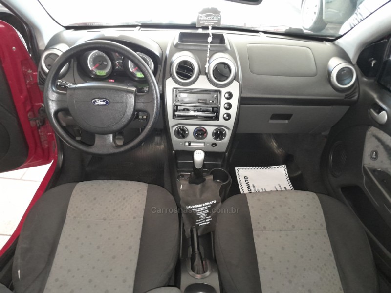 FIESTA 1.6 MPI CLASS HATCH 8V FLEX 4P MANUAL - 2011 - NOVA PRATA