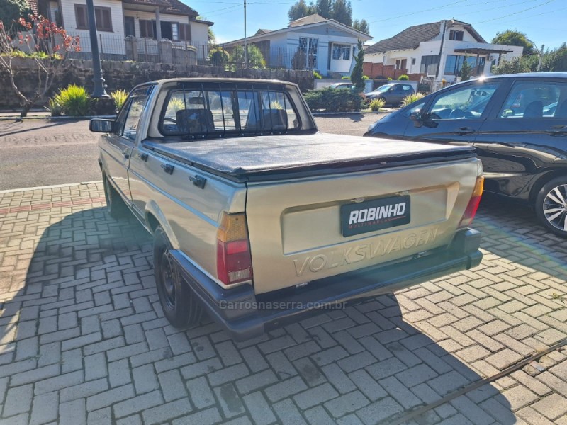 SAVEIRO 1.6 MI CL CS 8V GASOLINA 2P MANUAL G.II - 1992 - CAMBARá DO SUL