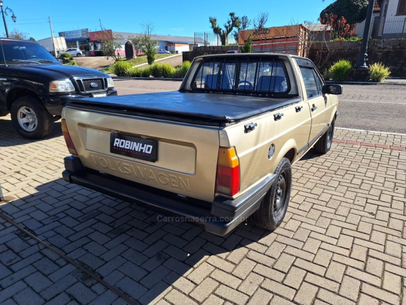 SAVEIRO 1.6 MI CL CS 8V GASOLINA 2P MANUAL G.II - 1992 - CAMBARá DO SUL
