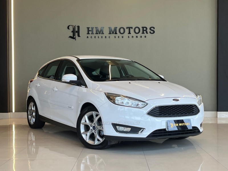 FOCUS 2.0 SE PLUS 16V FLEX 4P AUTOMÁTICO - 2017 - CAXIAS DO SUL
