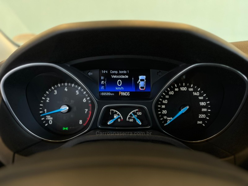 FOCUS 2.0 SE PLUS 16V FLEX 4P AUTOMÁTICO - 2017 - CAXIAS DO SUL